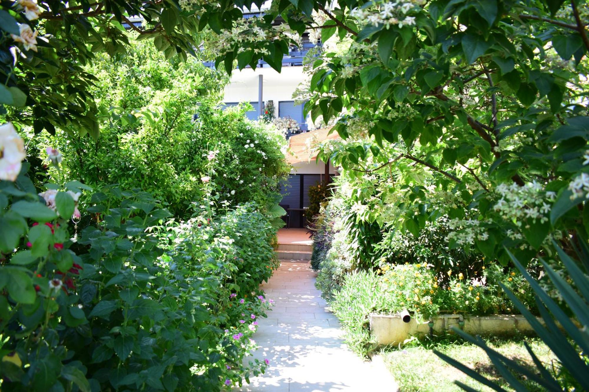 Rooms Vila Mautner Vodice Eksteriør bilde