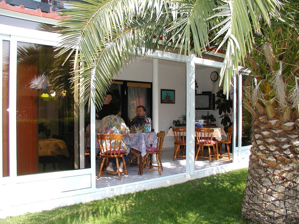 Rooms Vila Mautner Vodice Eksteriør bilde