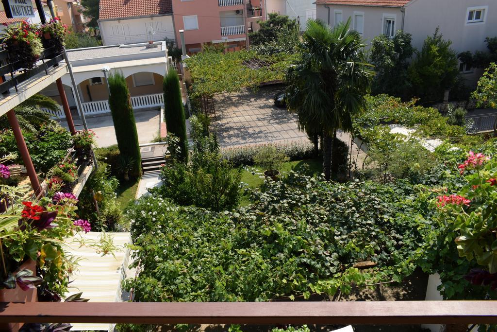 Rooms Vila Mautner Vodice Eksteriør bilde