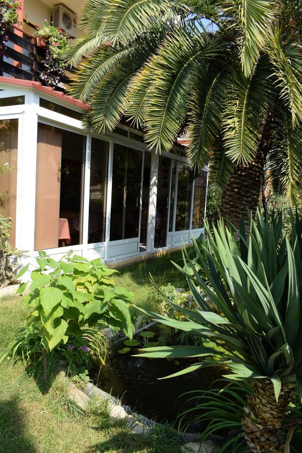 Rooms Vila Mautner Vodice Eksteriør bilde
