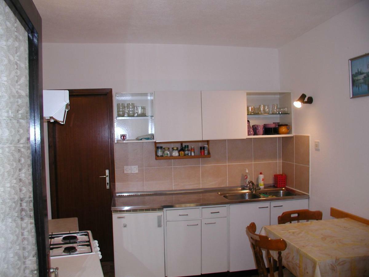 Rooms Vila Mautner Vodice Eksteriør bilde